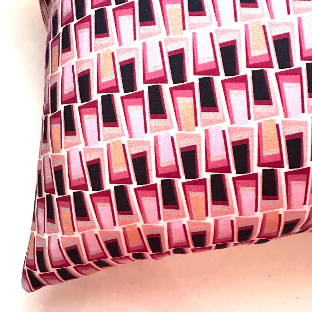 Liberty Print Cushion by Fili NY - Picture 3 of 3